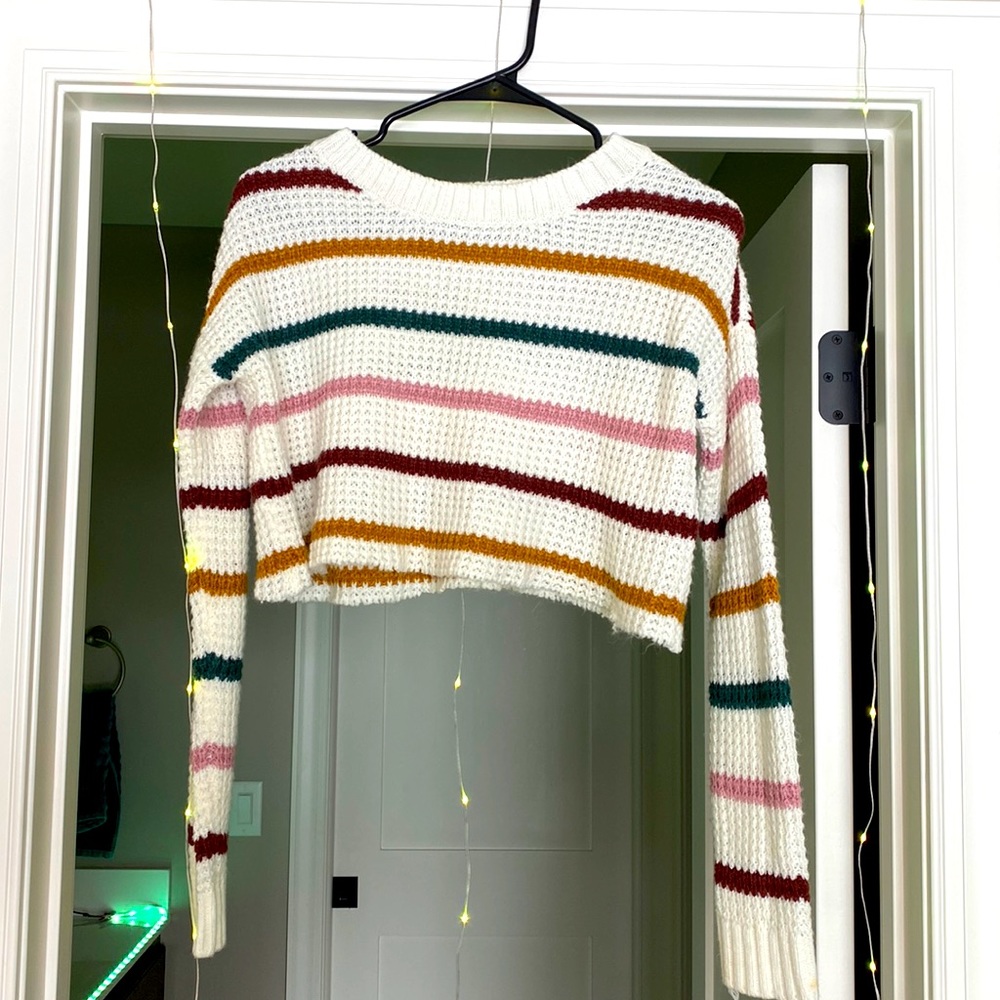 So Cropped Sweater- Size S.